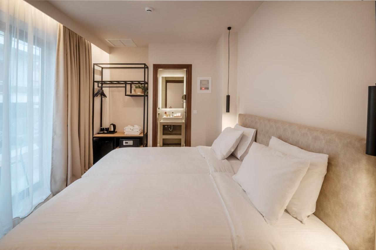 Ira - Ηρα Hotel กาลามาตา ภายนอก รูปภาพ