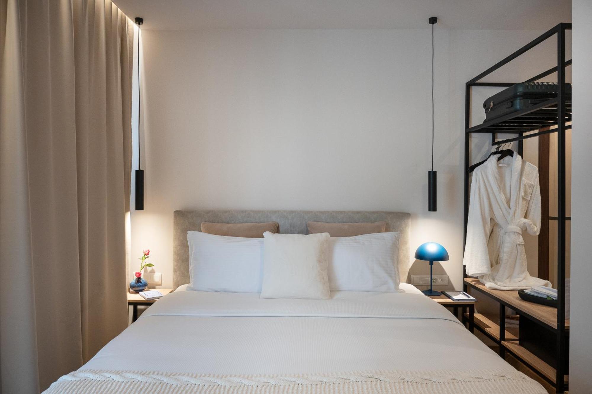 Ira - Ηρα Hotel กาลามาตา ภายนอก รูปภาพ