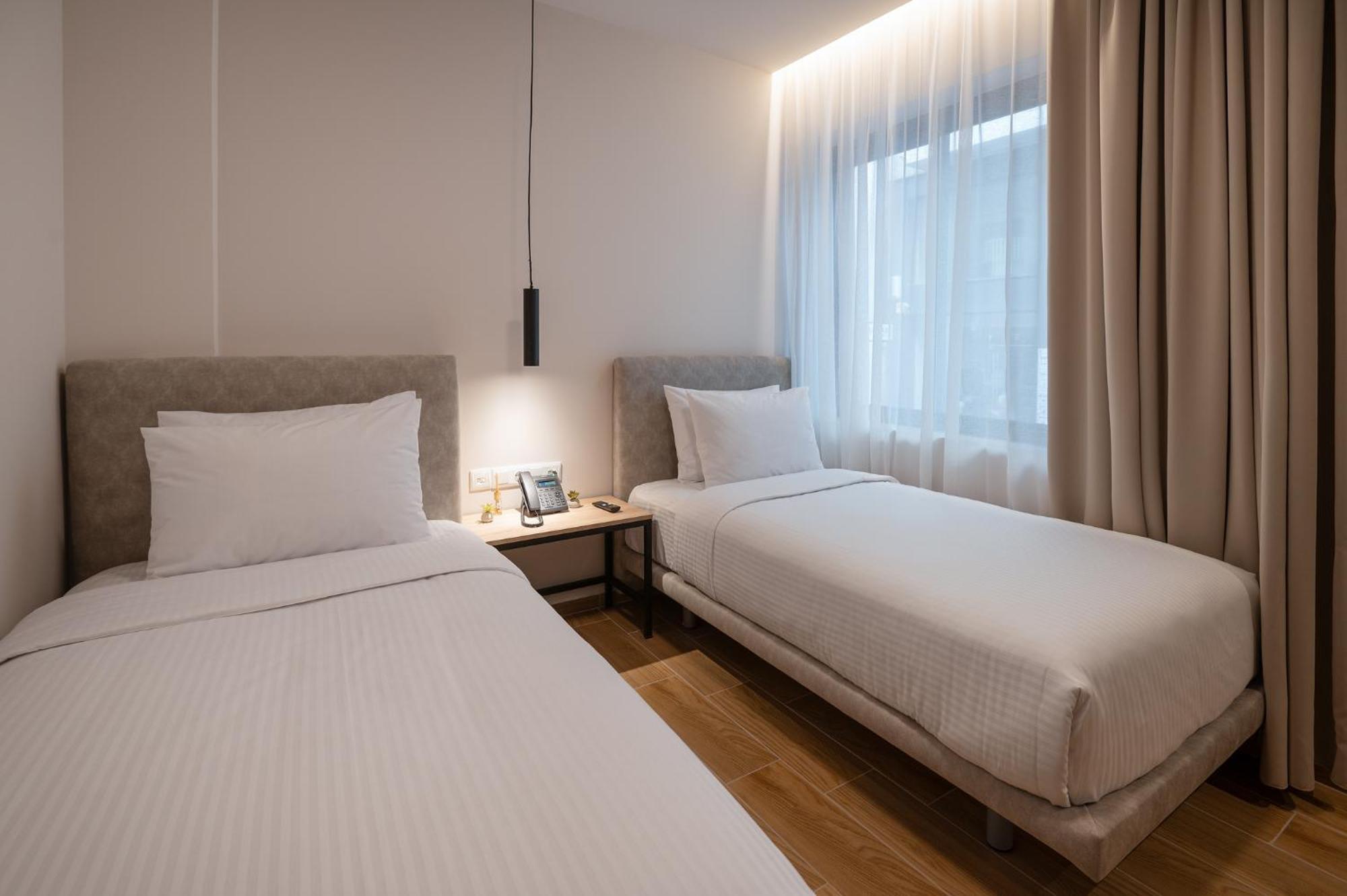 Ira - Ηρα Hotel กาลามาตา ภายนอก รูปภาพ
