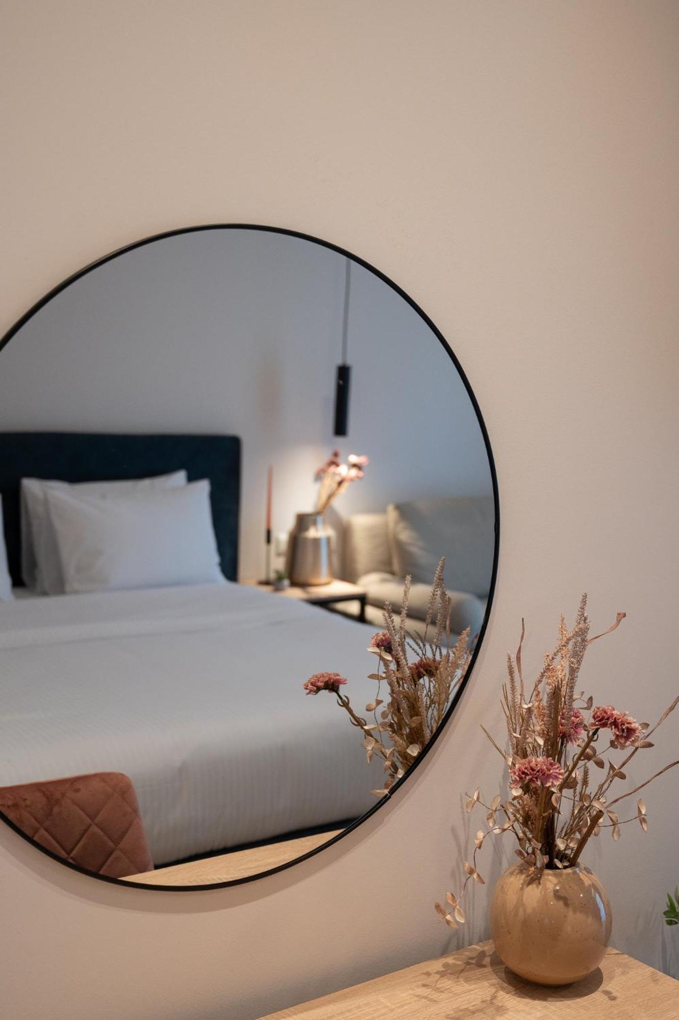 Ira - Ηρα Hotel กาลามาตา ภายนอก รูปภาพ
