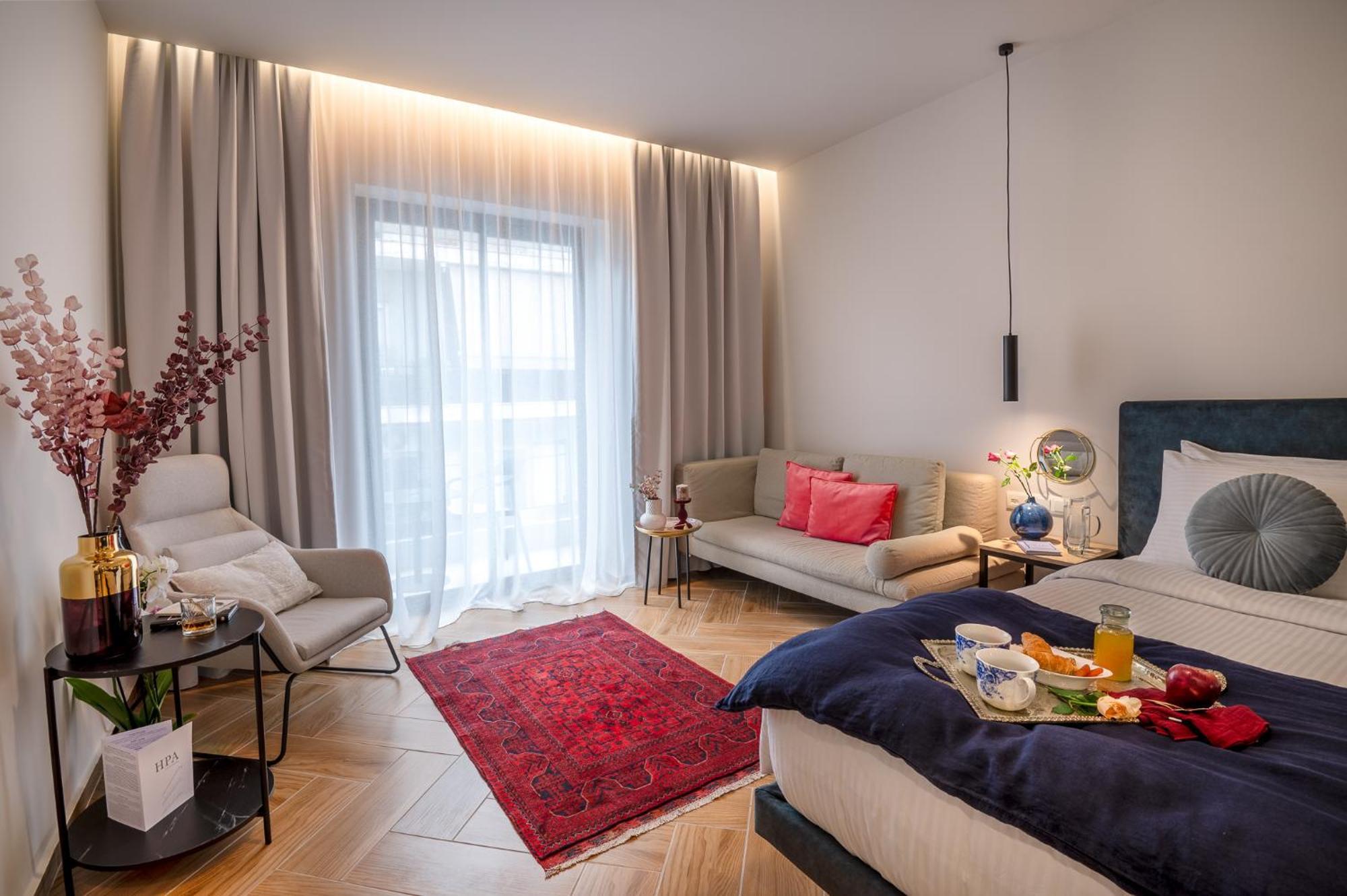 Ira - Ηρα Hotel กาลามาตา ภายนอก รูปภาพ