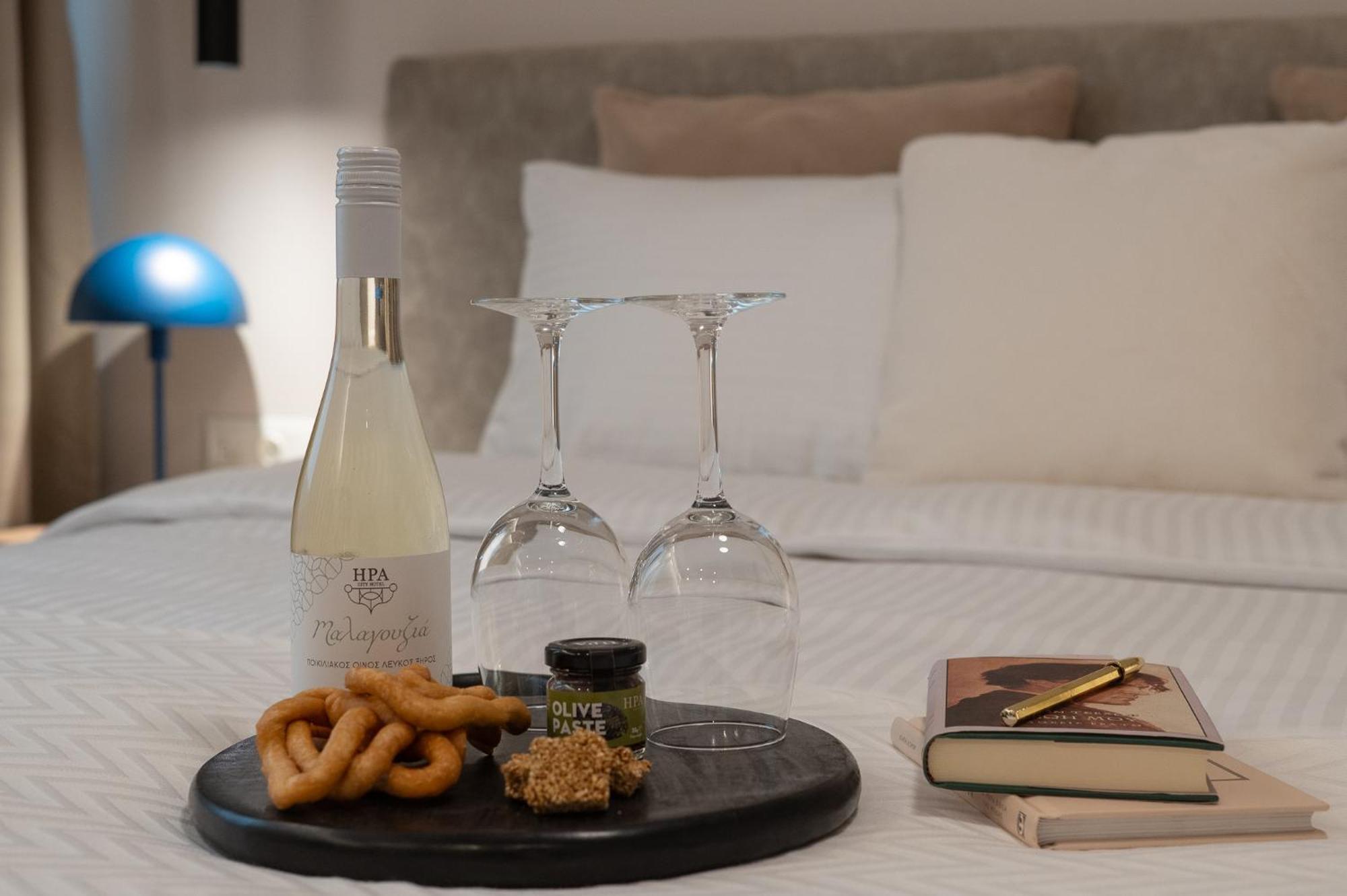 Ira - Ηρα Hotel กาลามาตา ภายนอก รูปภาพ