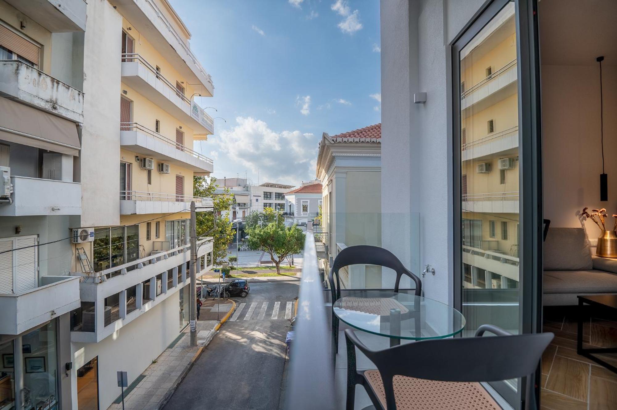 Ira - Ηρα Hotel กาลามาตา ภายนอก รูปภาพ